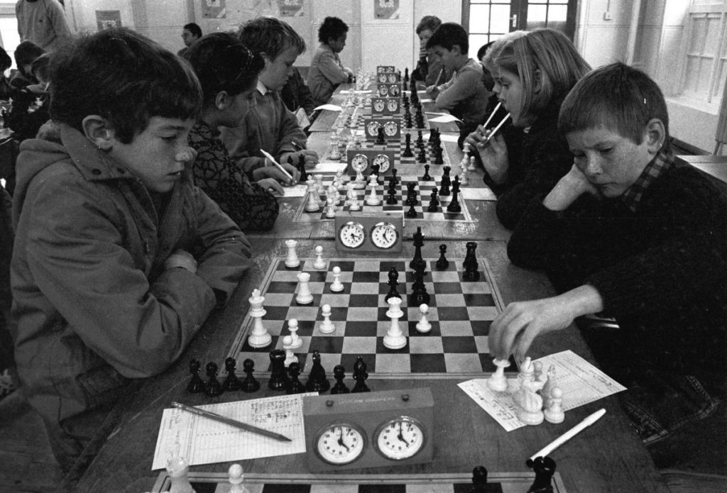 South Hampshire Junior Chess Championship 16 Nov 1985 - Source Southern Evening Echo