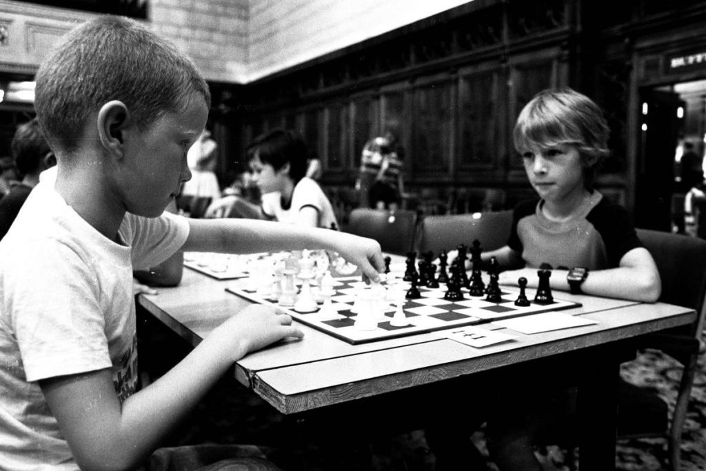 South Hampshire Junior Chess Championship 16 Nov 1985 - Source Southern Evening Echo